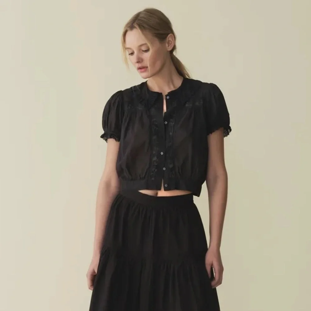 Doen Skylark Cotton Lace Collar Button Crop Short Puff Sleeve Blouse Top Black